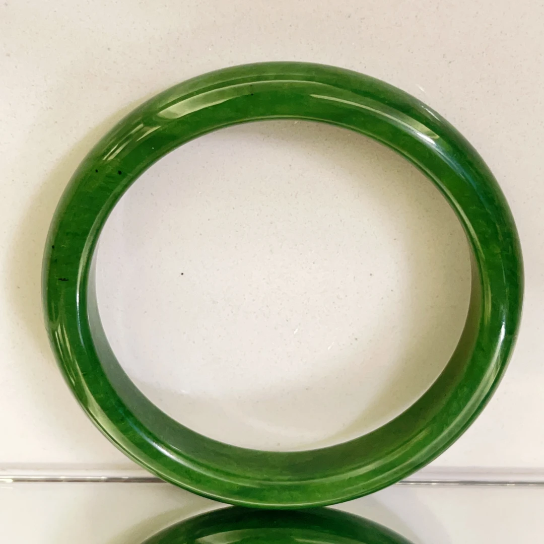 果果福利碧玉手镯和田玉手镯高性价比走结构无伤裂上等玉镯子