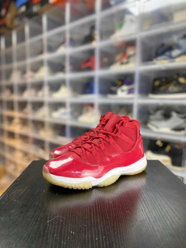 aj11公牛/41/无原盒/已精洗/全新参考价2986