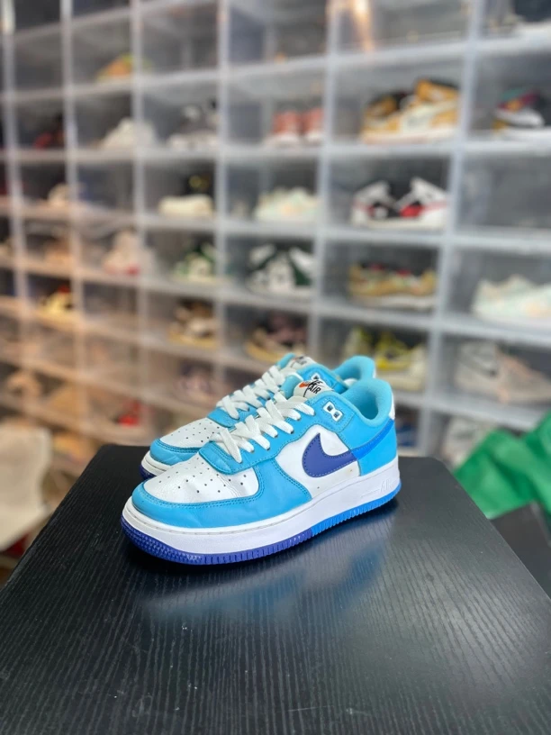 af1白蓝休闲鞋/41/已精洗/全新参考价1087