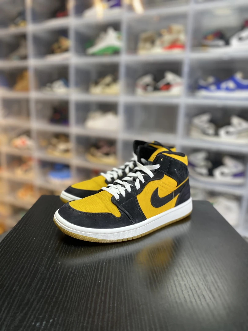 aj1新欢休闲鞋/43/已精洗/全新参考价1487