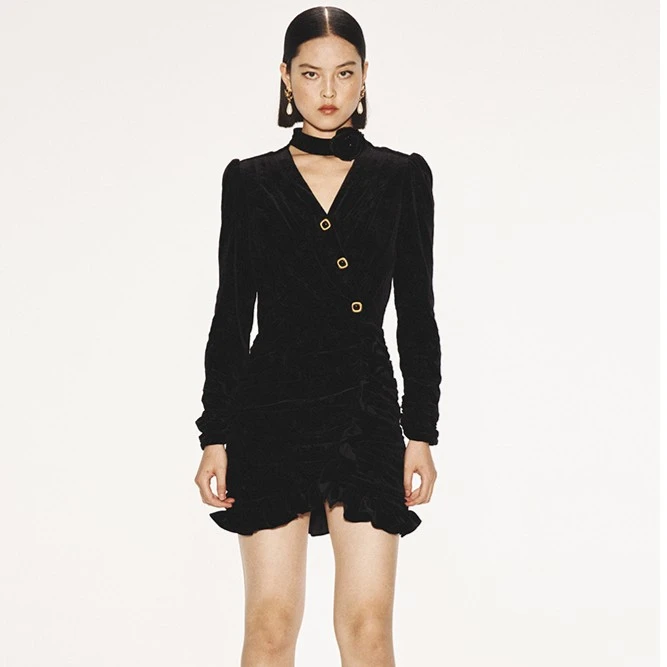 LeFame/拉飞姆复古收腰修身宽肩廓形丝绒长袖连衣裙LF23D51SO174