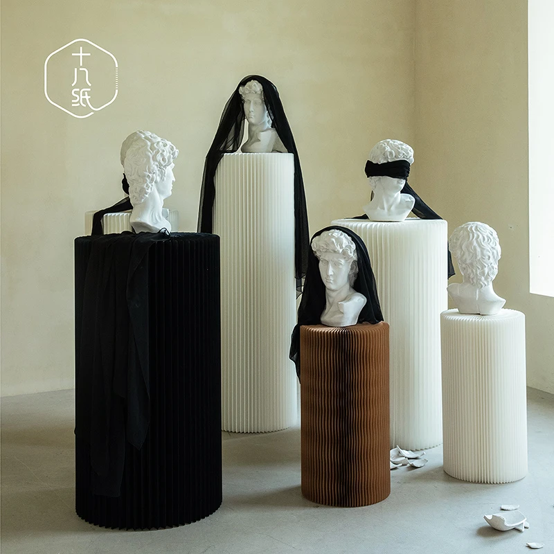 十八纸圆柱商品展示台橱窗展示架货架陈列圆形装饰台中岛落地流水