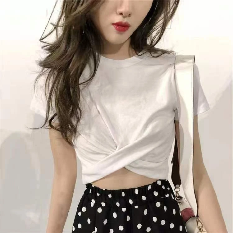 黑色露脐交叉漏肚脐上衣高腰短袖紧身t恤女夏超短款爵士舞小心机