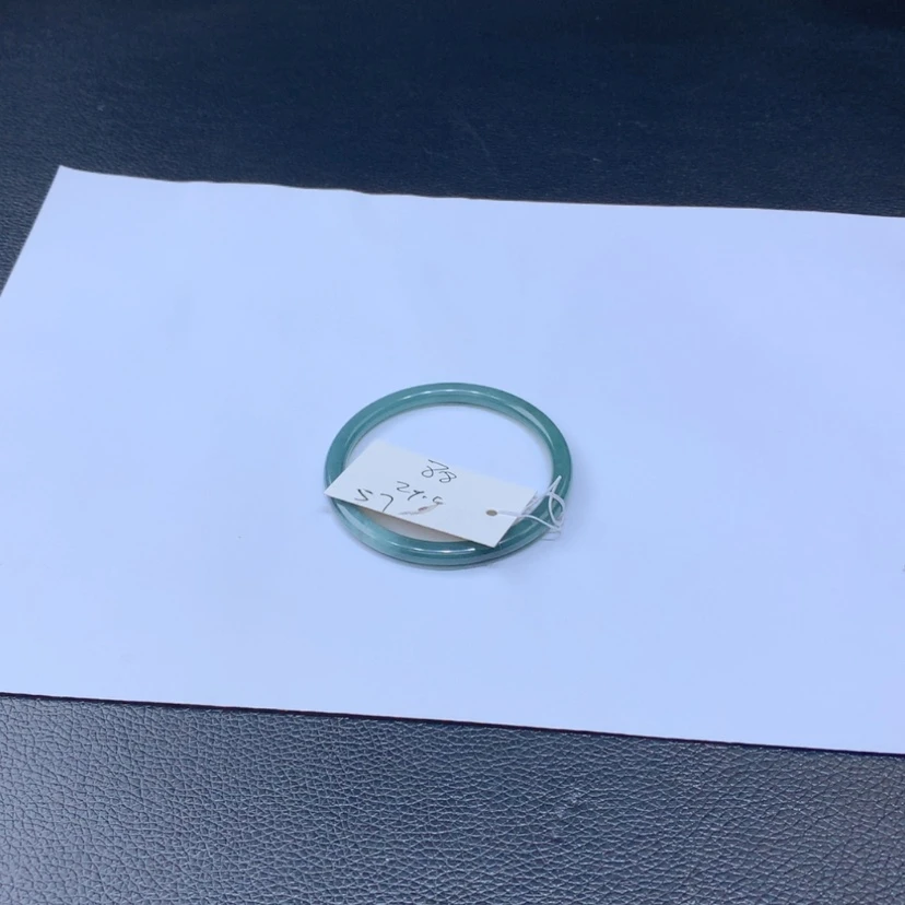 【闪购商品】翡翠手镯未镶嵌8**年