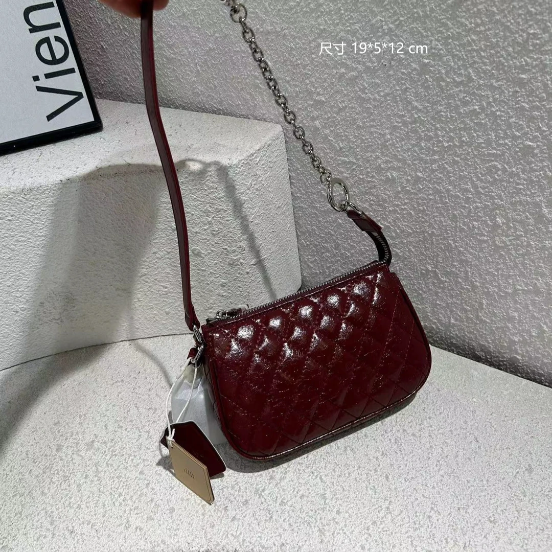 《微微夫人》原创设计高定包 62521-安格拉红