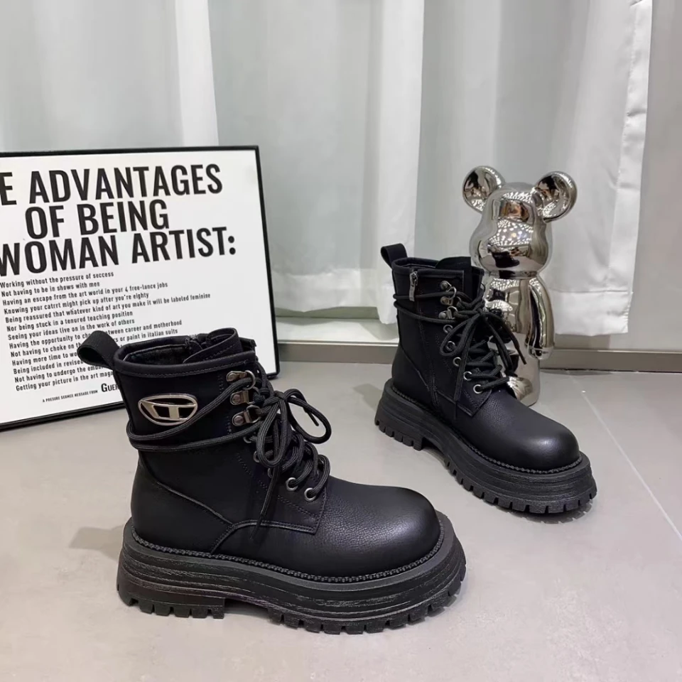 A23-19《新疆直发》403真皮马丁靴