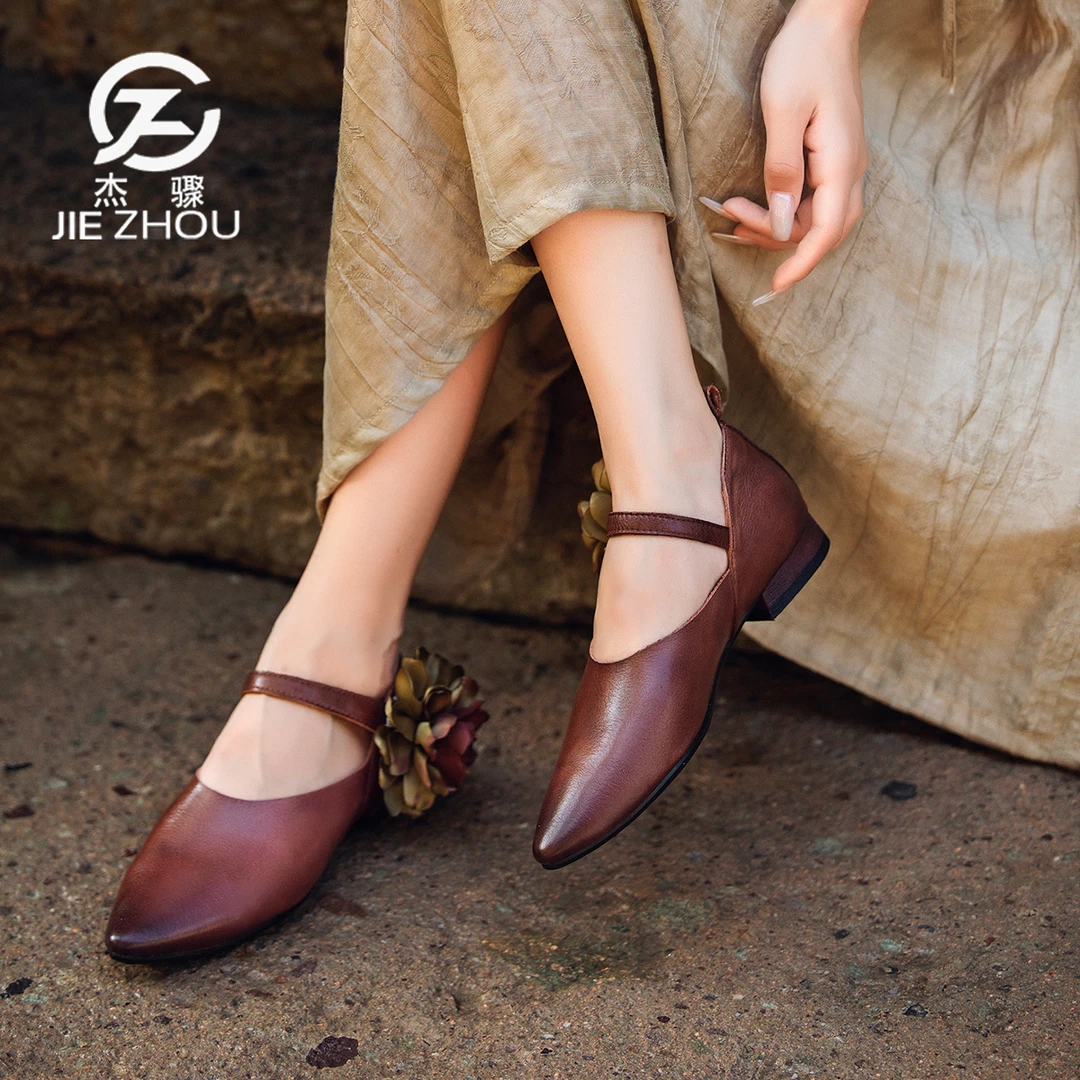 杰骤春秋款法式尖头单鞋女真皮软底不累脚妈妈鞋牛皮复古花朵女鞋