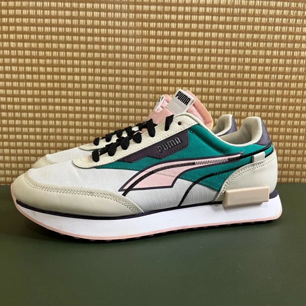 42码 彪马低帮生活休闲灰绿拼接 市价799 无原盒 99新