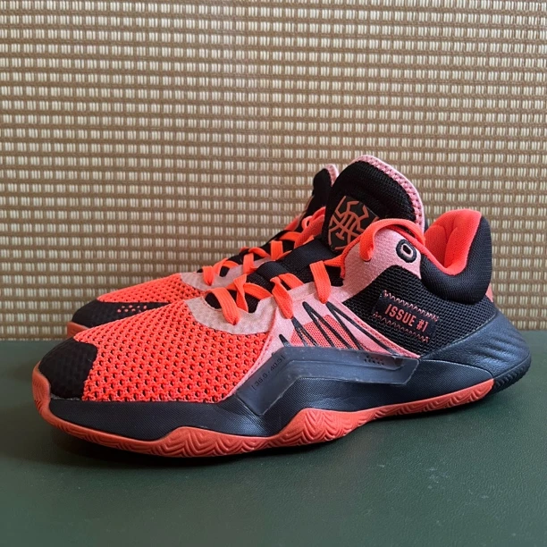 39.5码 adidas米切尔 市价799 无原盒 微瑕