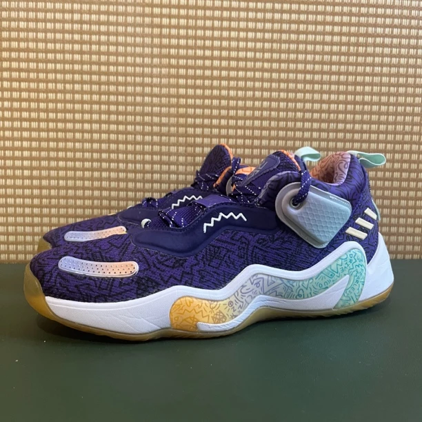 43 1/3码 adidasD.O.N中帮实战篮球鞋 市价1711 无原盒 99新