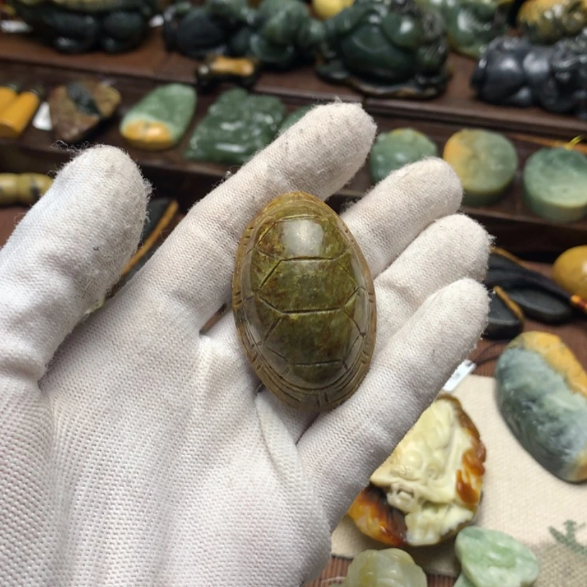 【闪购商品】岫岩河磨玉(透闪石质玉)挂件未镶嵌凯**业
