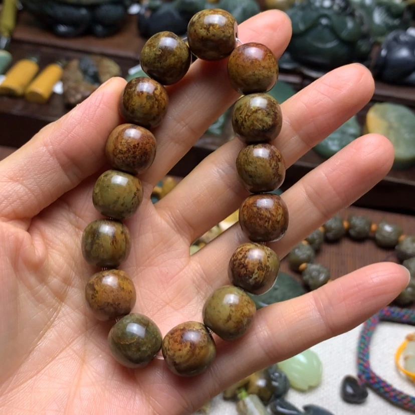 【闪购商品】岫岩河磨玉（透闪石质玉）手串未镶嵌阳**叠