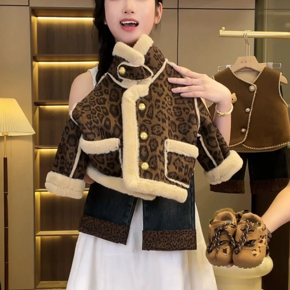 2024女童冬装套装加绒加厚新款女宝宝皮毛一体外套豹纹牛仔阔腿裤