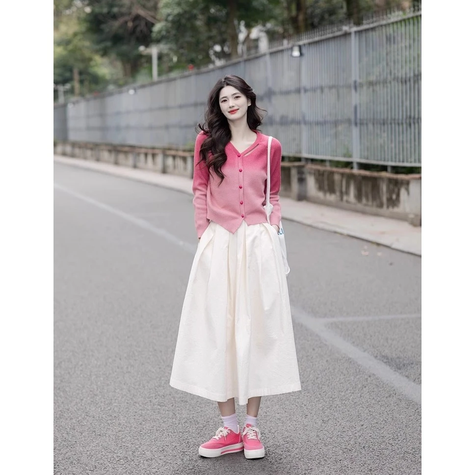 3145+3146早秋女2024穿搭一整套渐变粉色针织开衫半身裙两件套