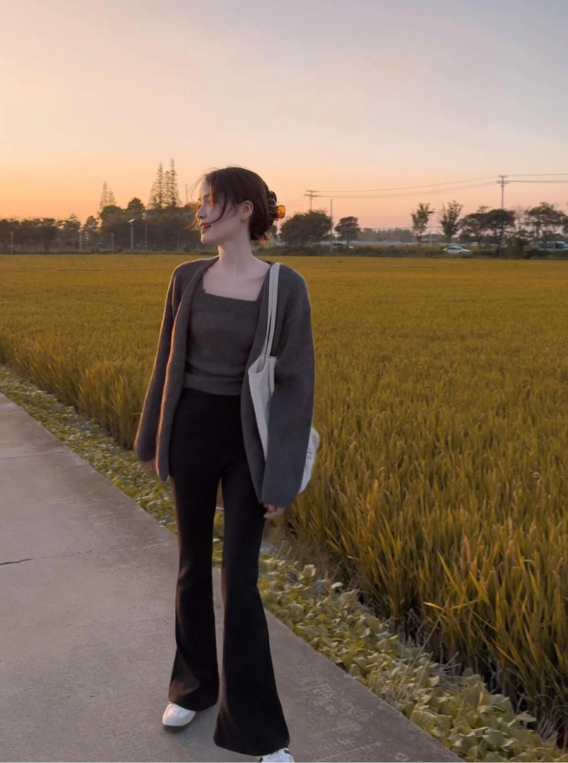 2024秋冬新款一整套女慵懒风针织开衫背心套装女搭配休闲裤三件套