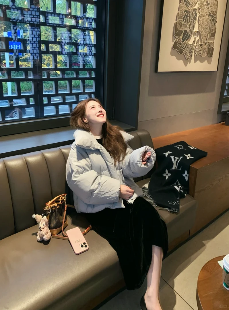 3908秋冬新款韩系穿搭雾霾蓝棉服外套女搭配气质黑色连衣裙两件套