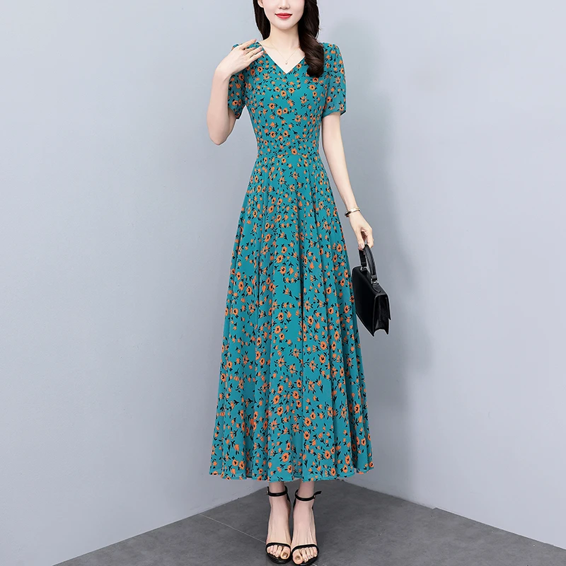 夏季新款碎花连衣裙大码气质显瘦洋气时尚高贵上档次女装妈妈长裙