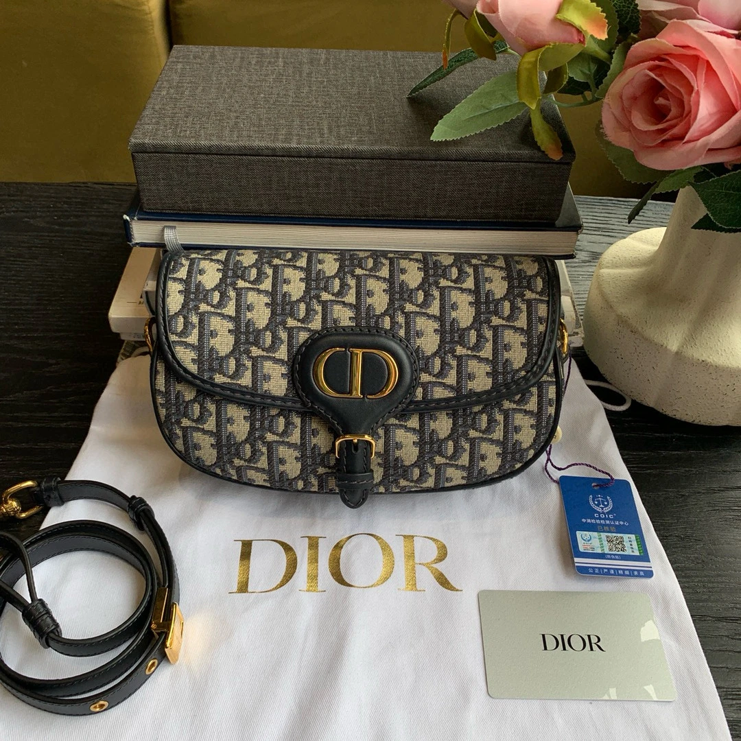 95新 DIOR/迪奥 /Bobby老花马鞍包/sp19075