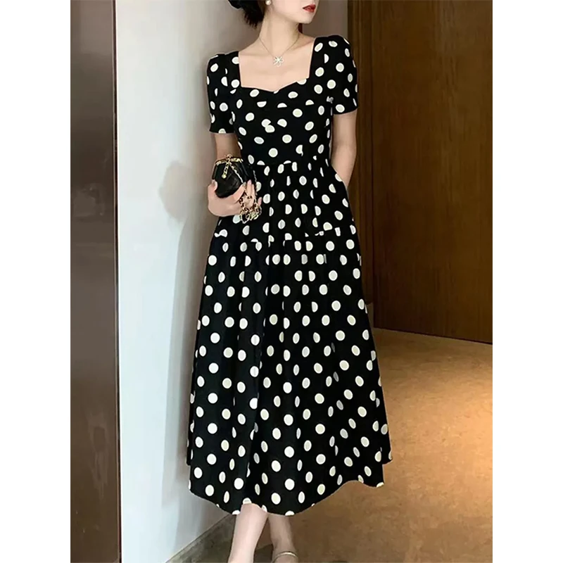 夏季时尚桃心领连衣裙赫本风减龄洋气法式独特气质黑色波点连衣裙