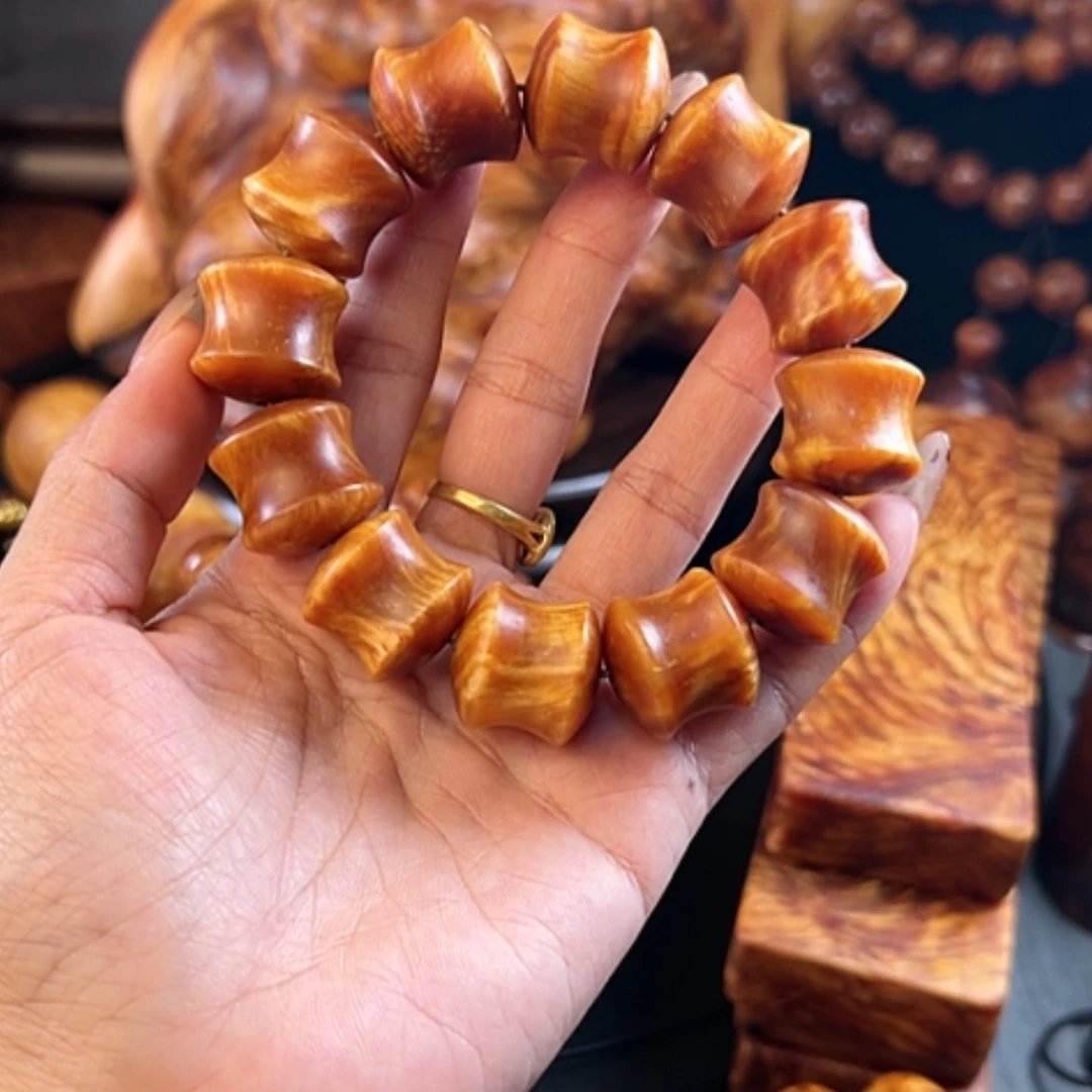 【闪购商品】松木（琥珀木）把件