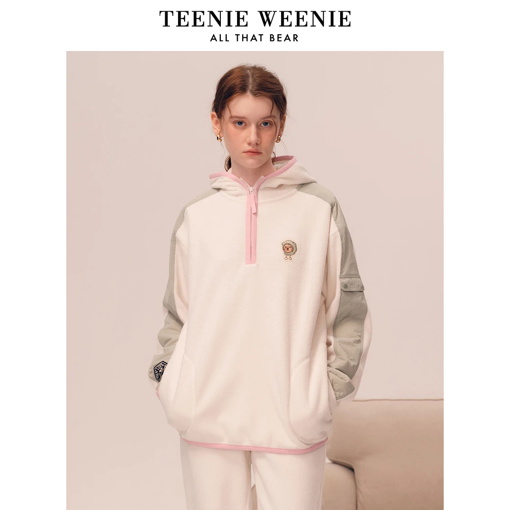 TeenieWeenie小熊卡通连帽卫衣女2023冬季新款女卫衣TTMW238T11I