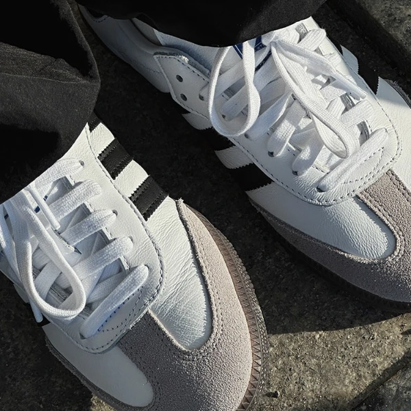 新adidas SAMBA OG SHOES 经典桑巴休闲运动鞋「T头鞋」白色B75806