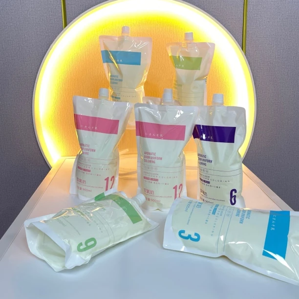 拍1发3包逸飘彩滢润无损双氧奶无刺激发廊发型师专用双氧香怡人染