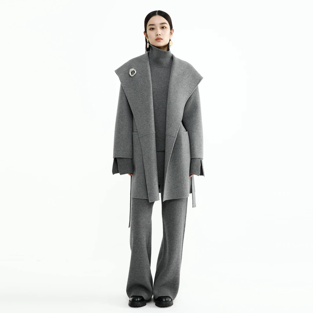 【Susie】朵拉梵西呢大衣F26D1703