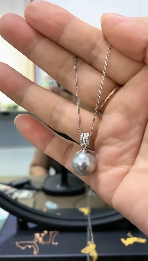 【闪购商品】直播间排钻吊坠14mm灰