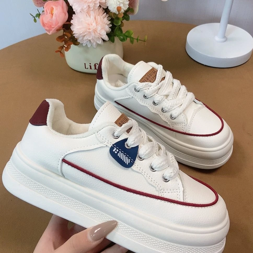 2024新款秋冬ins季平底百搭运动休闲小白鞋子女小众爆款板鞋女G06