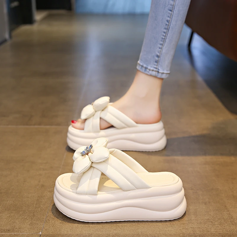 33码小个子女生增高凉拖鞋夏季外穿2025时尚百搭厚底凉拖女外穿