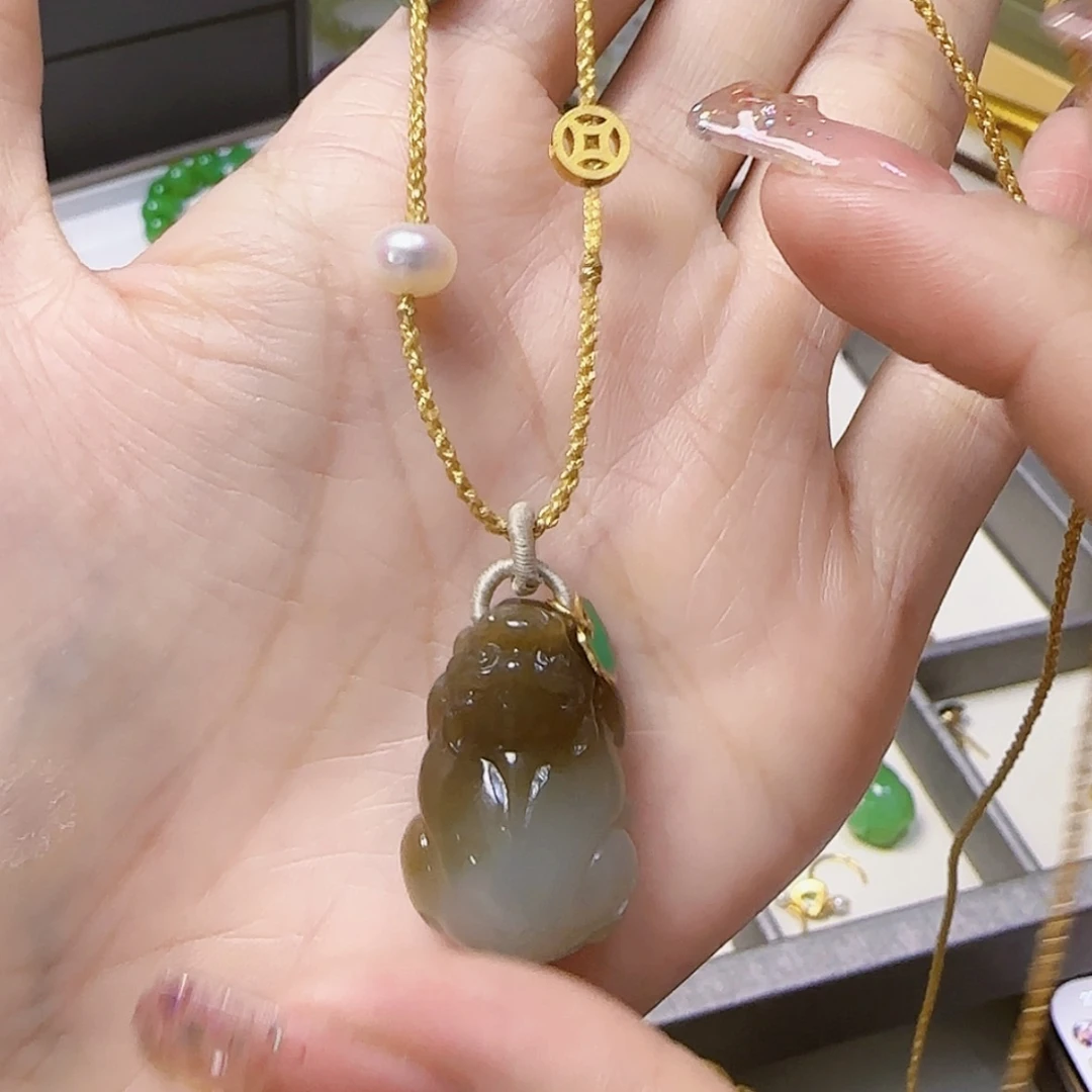 【闪购商品】和田玉颈饰18K金镶嵌