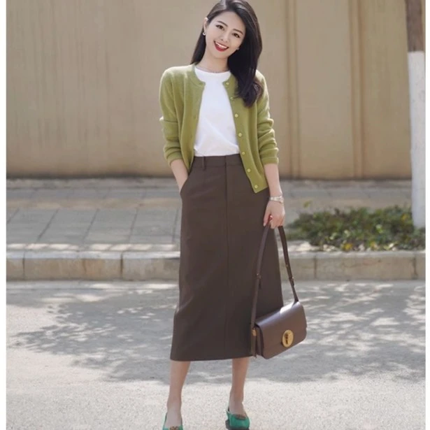 套装女秋季2023新款女装法式小香风圆领长袖开衫上衣半身裙两件套