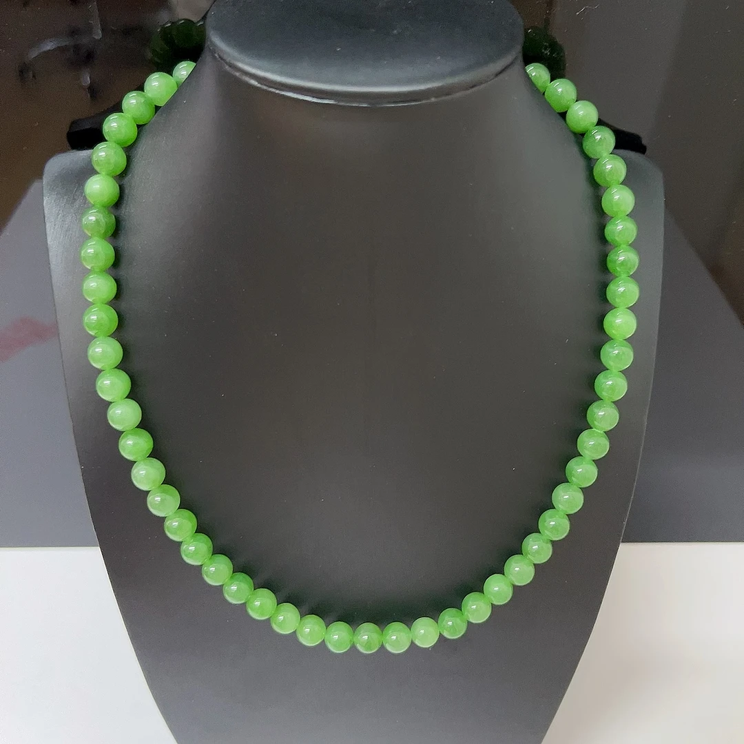 俄罗斯卡8m和田玉碧玉微黑苹果绿项链气质时尚百搭冰底妈妈链