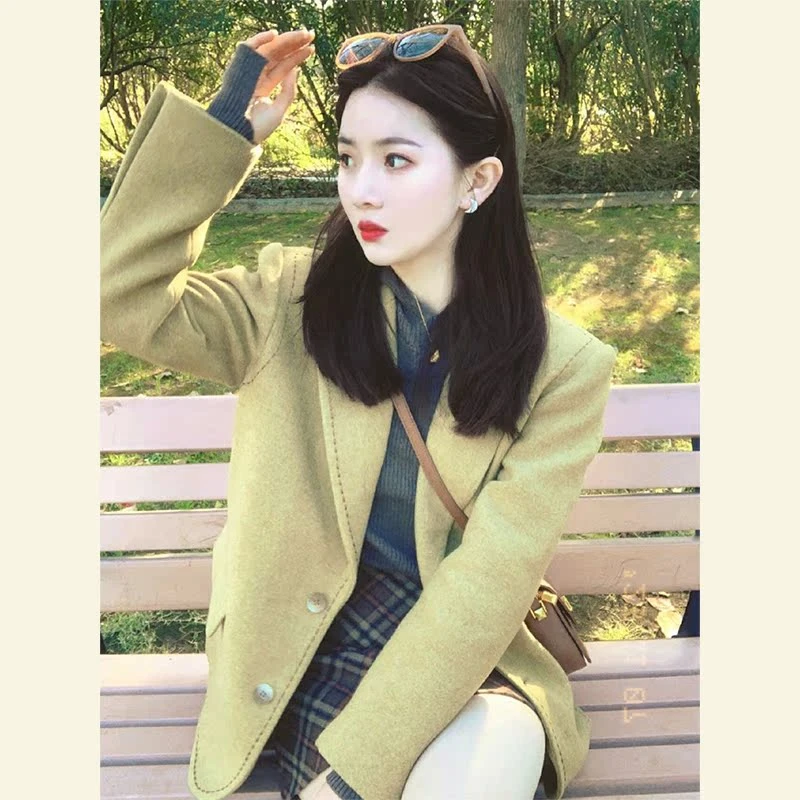 薄荷曼波风绿色小香风毛呢西装外套2024新款超好看加厚上衣女夏装