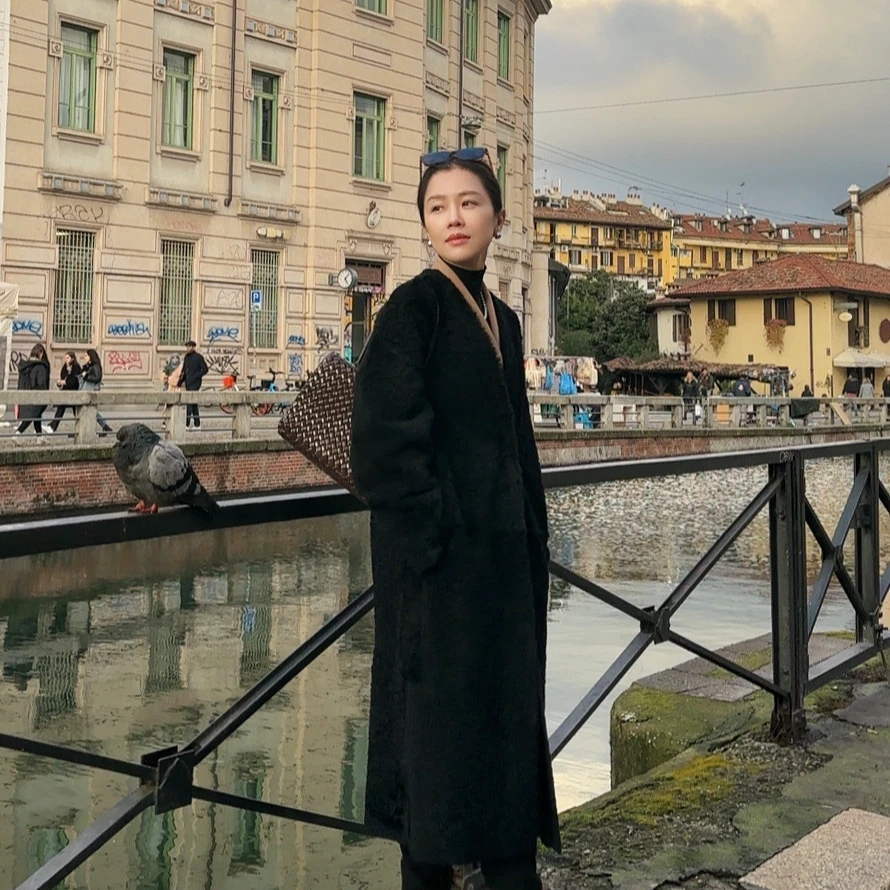 T库茵 叭哒不惑 街雨 拉贡羊皮毛一体时尚宽松中长款加厚外套保暖