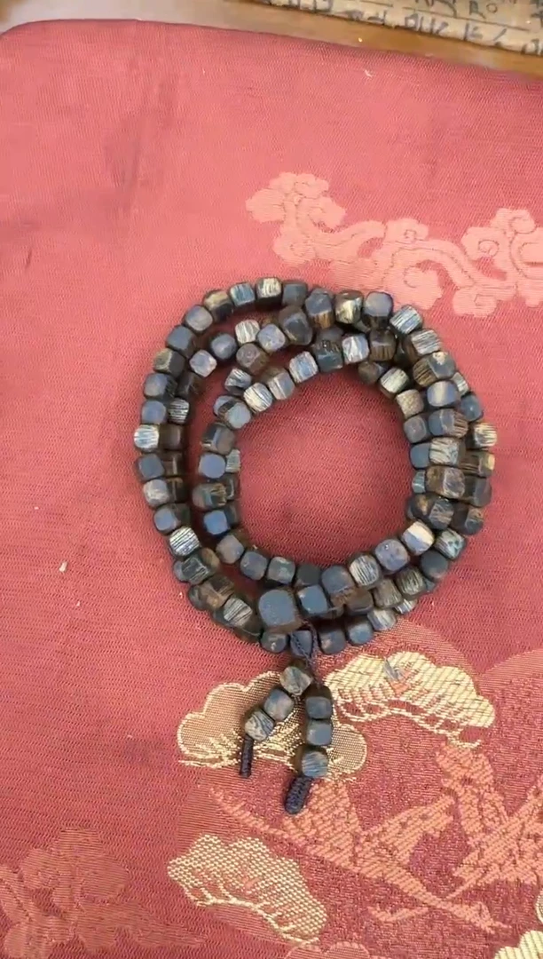 【闪购商品】沉香手串绿奇楠方珠多圈多样性发一T7