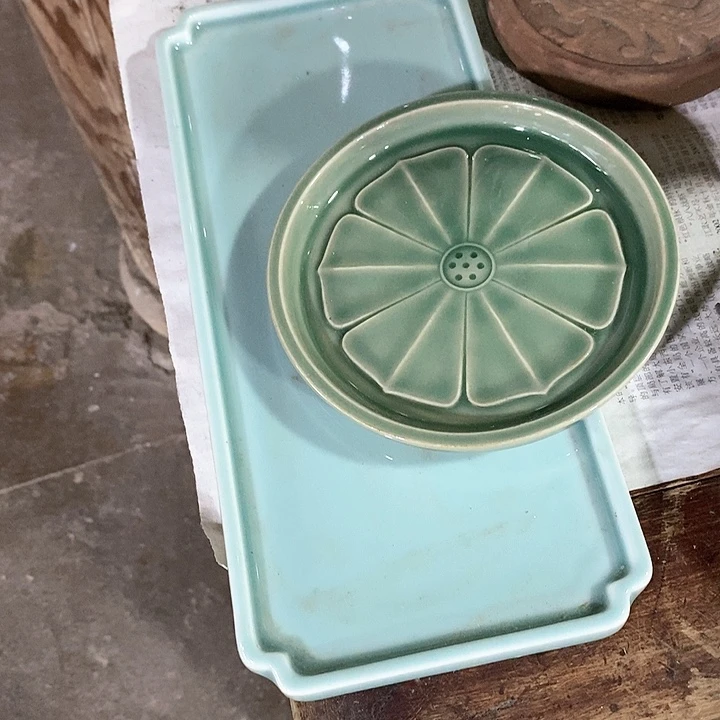 瓶空龙泉青瓷龙泉青瓷