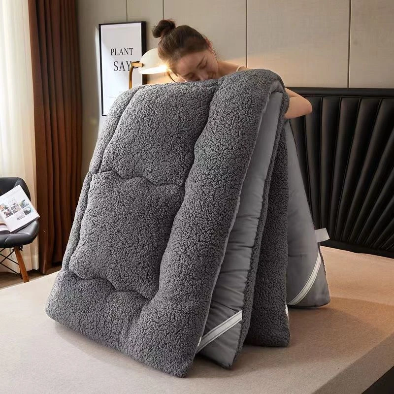 加厚保暖羊羔绒床垫1.5m1.8m榻榻米床褥单双人学生宿舍垫被可折叠