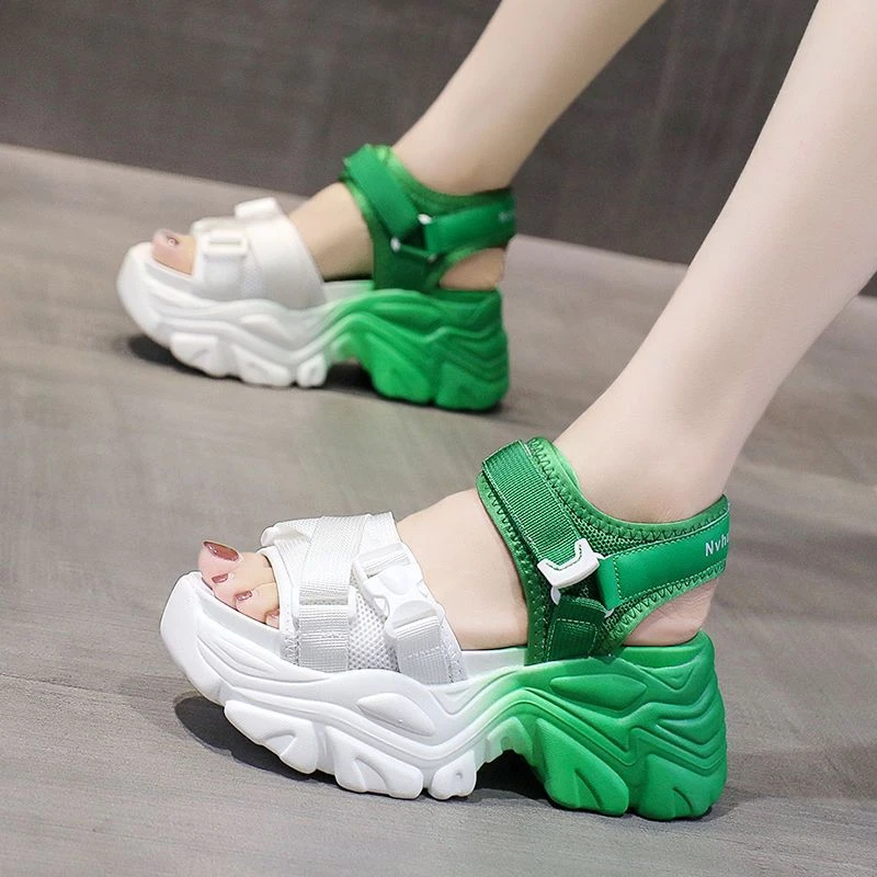 运动凉鞋女2025新款夏季时尚网红爆款百搭超火轻便厚底增高罗马鞋