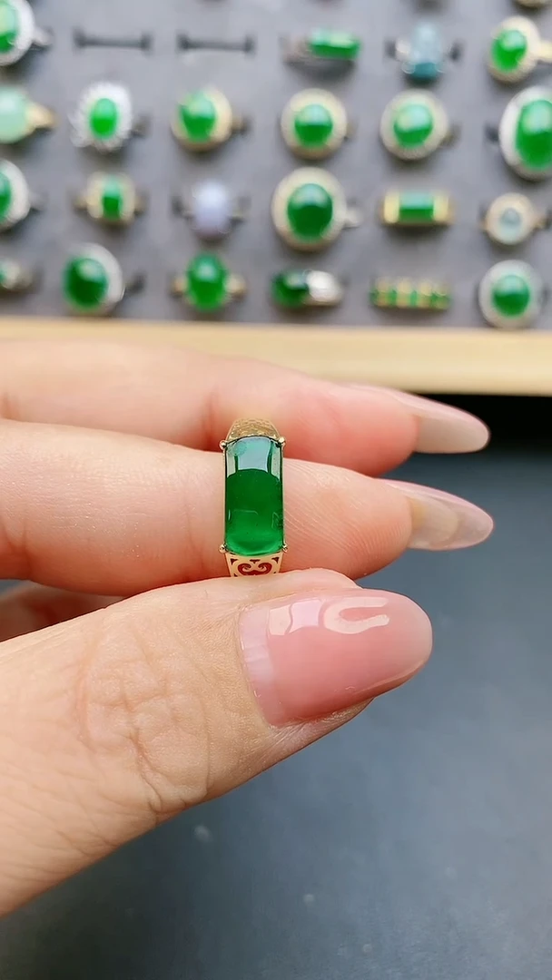 【闪购商品】翡翠戒指银S925镶嵌508080