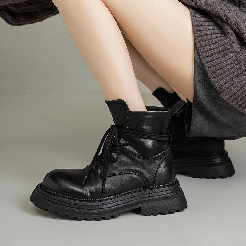 35-39码水洗马皮增高复古百搭系带马丁靴厚底系带酷感增高机车靴