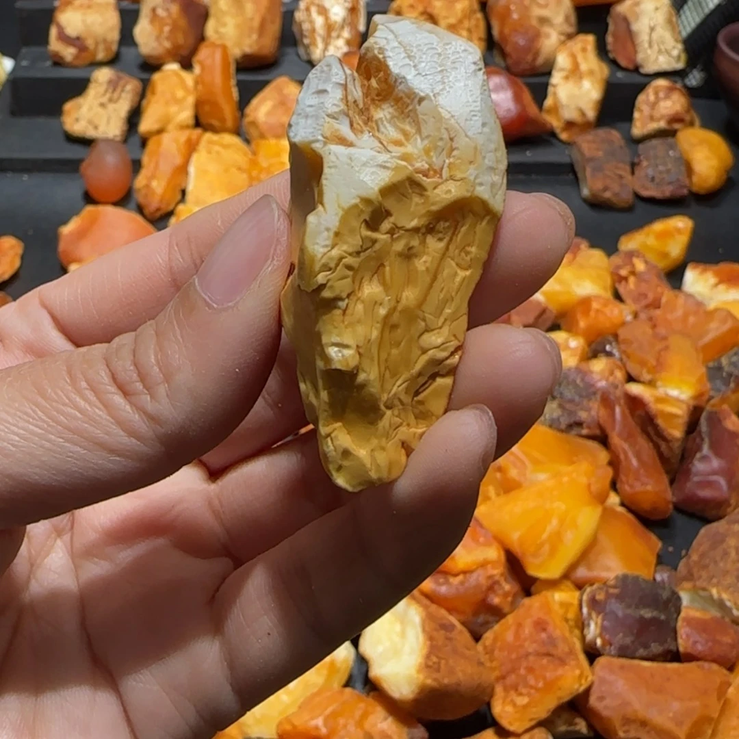 【闪购商品】定制琥珀未镶嵌