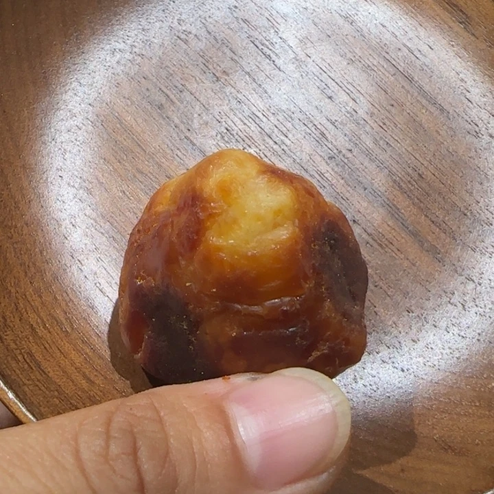 定制琥珀未镶嵌上**专属定制