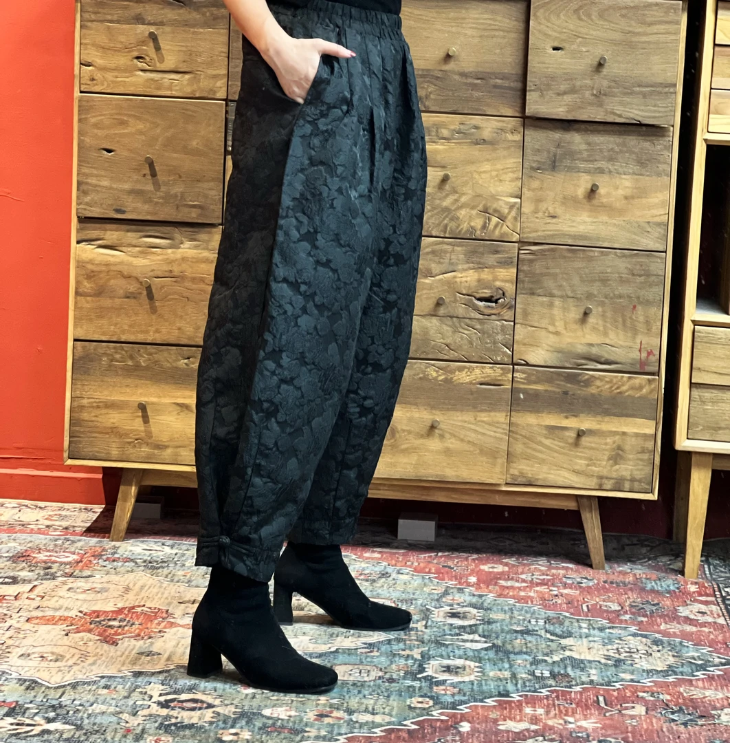 YANGZAIZAI/羊在在提花丝麻小脚裤加绒加厚冬季复古文艺K012