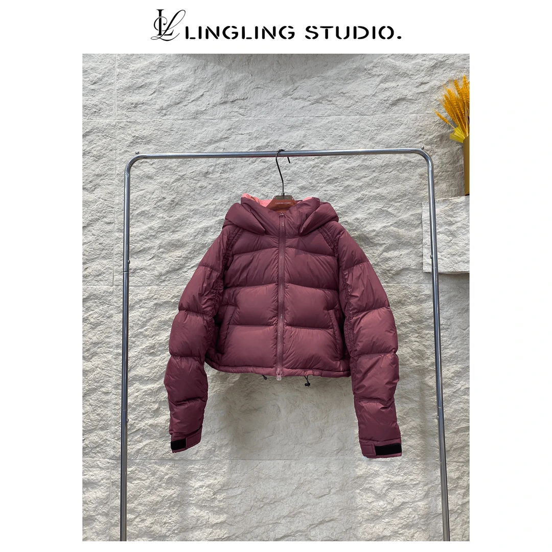 3110891- 零零『期待爱』2023冬季新款潮流纯色拼接连帽短款羽绒服