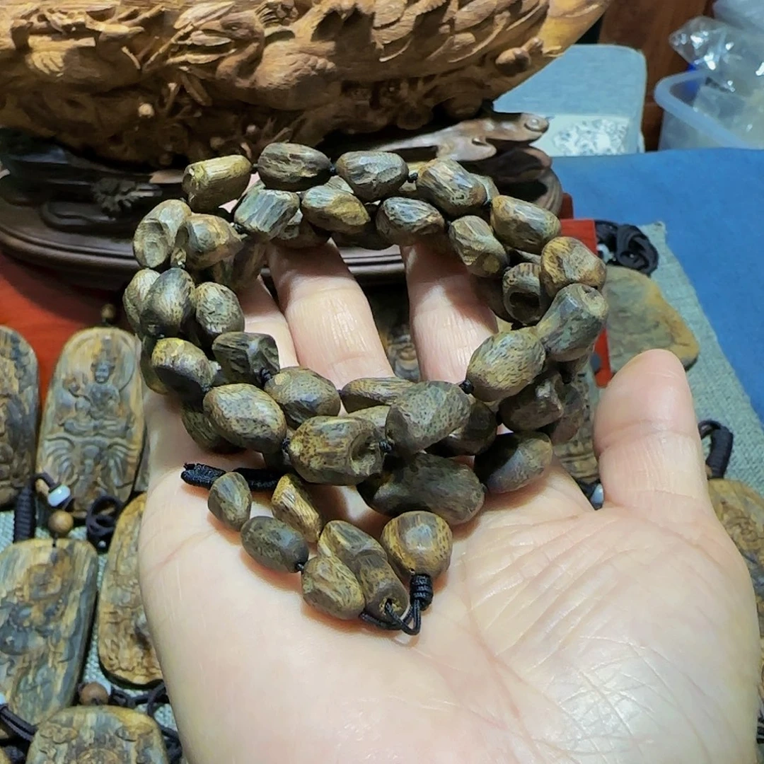 沉香手串平****?白奇乌身瘤疤老料随形33.8多样性发一