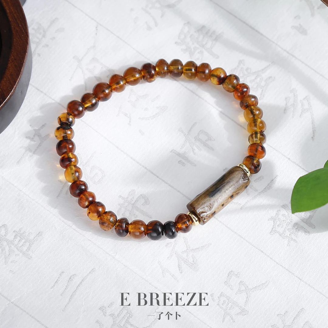一了个卜【康运】抚顺琥珀灵草珀手串5.5*3.5mm（一礼拜）