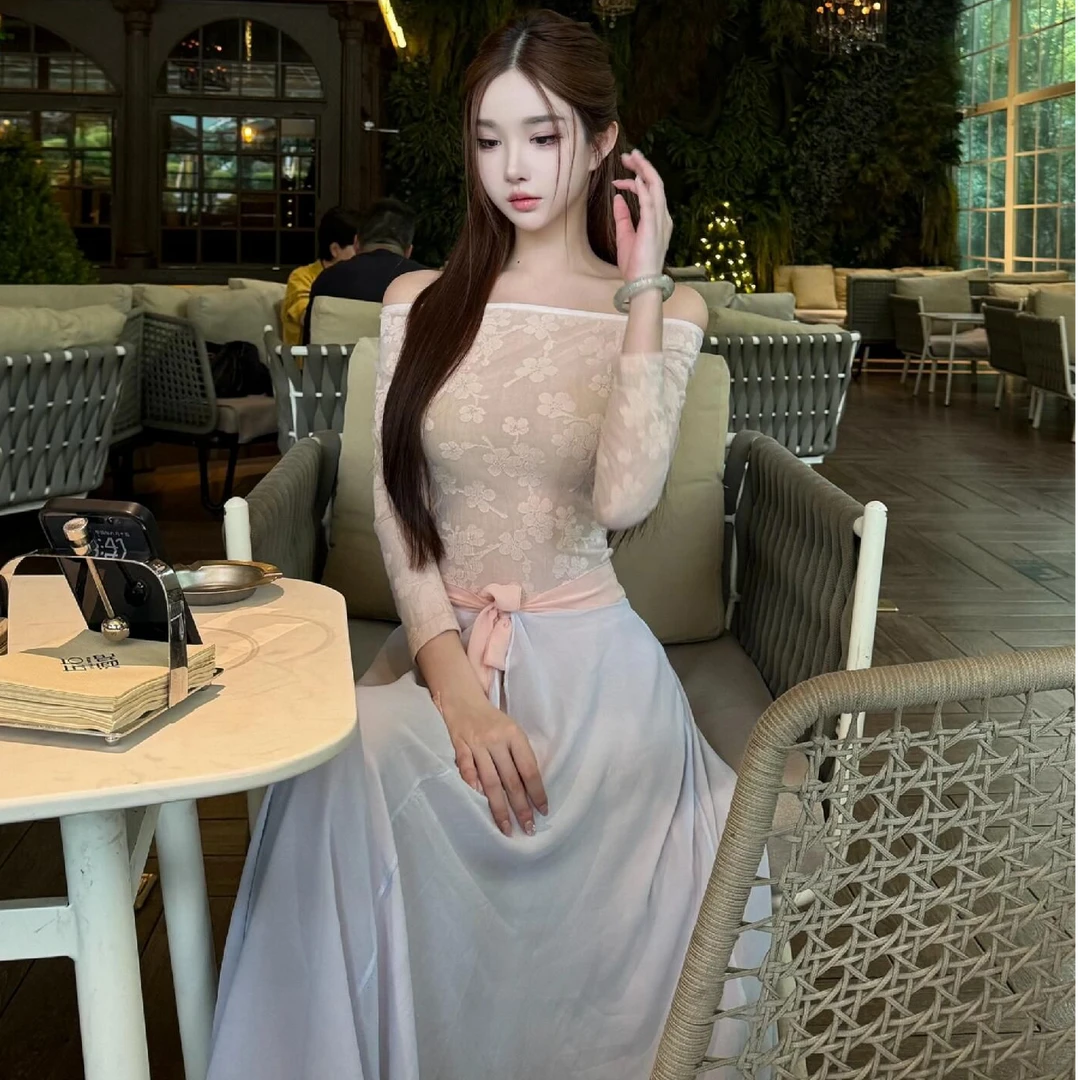 芭蕾风气质御姐一字肩上衣蕾丝衫高级感两穿系带高腰半身裙两件套