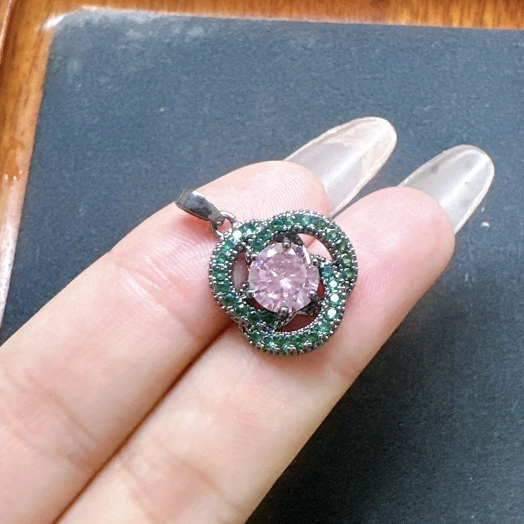 合金吊坠 泰国春武里经典时尚设计款气质百搭粉色吊坠ML002